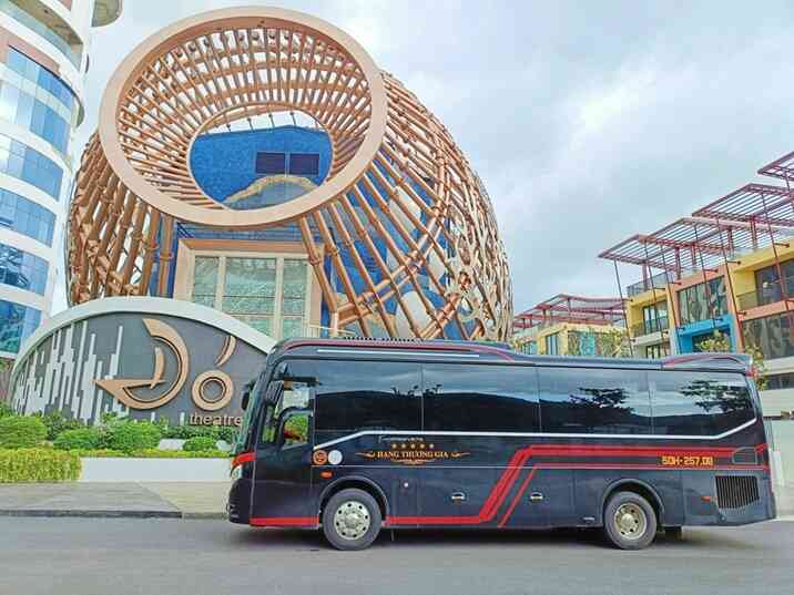 Gia thue xe limousine 9 11 16 19 29 cho sai gon mui ne vung tau da lat